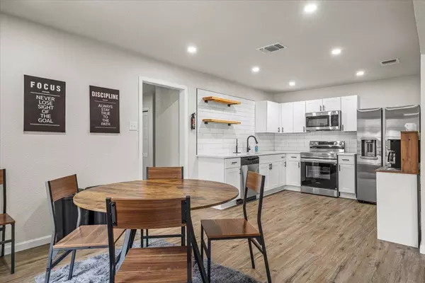 Coliving in Uptown Central - North SATX, San Antonio