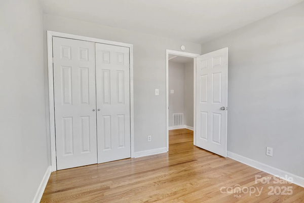 Coliving in Eastway - East Charlotte, Charlotte