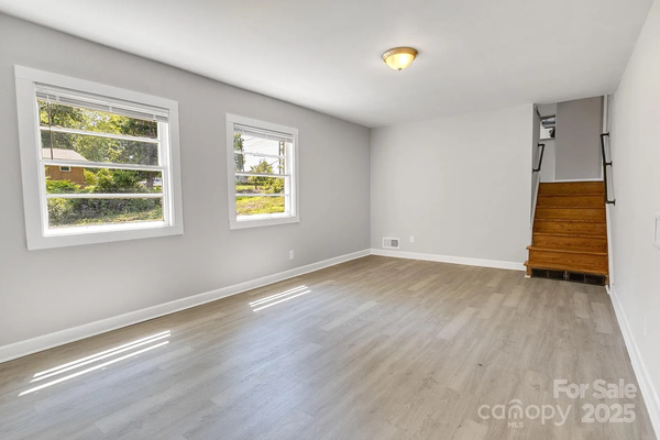 Coliving in Eastway - East Charlotte, Charlotte