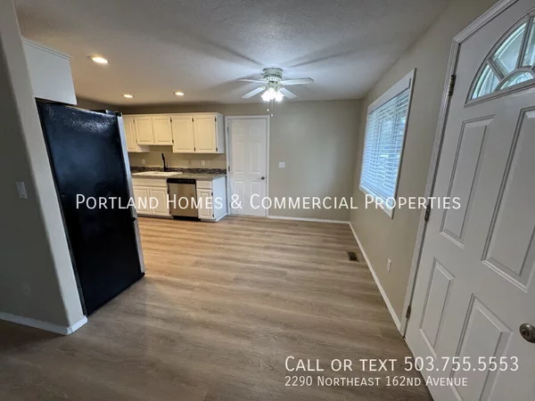 3 bedrooms apartment for rent in Wilkes - East Portland, Portland