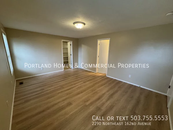 3 bedrooms apartment for rent in Wilkes - East Portland, Portland