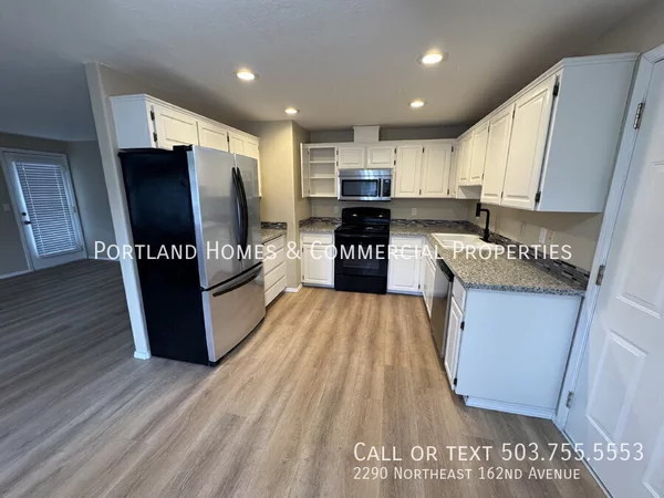 3 bedrooms apartment for rent in Wilkes - East Portland, Portland