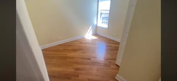 2 bedrooms apartment for rent in West Ridge - Far North Side, Chicago