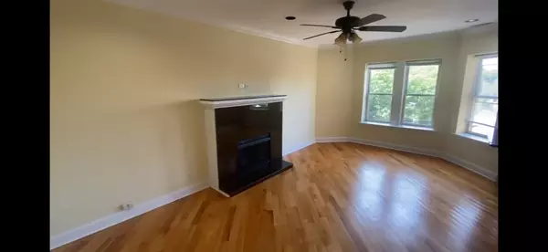 2 bedrooms apartment for rent in West Ridge - Far North Side, Chicago