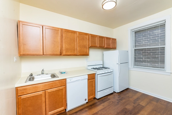 2 bedrooms apartment for rent in Lincoln Park - North Side, Chicago