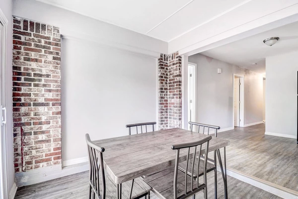 Coliving in Cedar Hills - Westside, Jacksonville