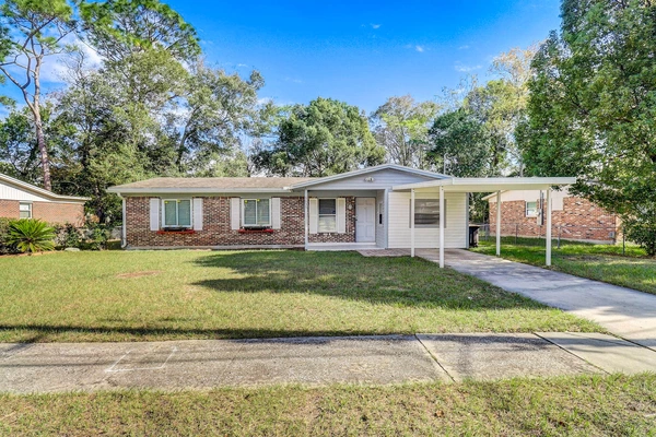 Coliving in Cedar Hills - Westside, Jacksonville