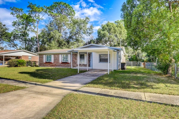 Coliving in Cedar Hills - Westside, Jacksonville