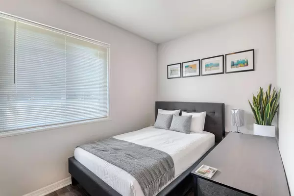 Coliving in Cedar Hills - Westside, Jacksonville