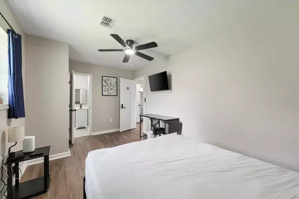 Coliving in Atascocita - Ne Houston, Houston
