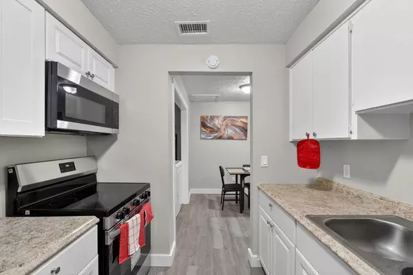 Coliving in Grant Park Tampa - East Tampa, Tampa