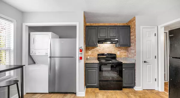 Coliving in Sunset Road - North Charlotte, Charlotte