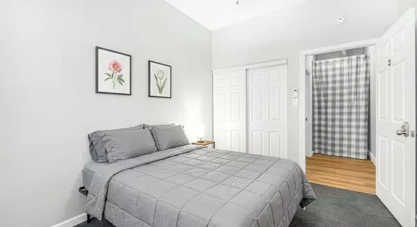 Coliving in Sunset Road - North Charlotte, Charlotte