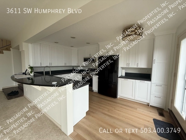 5 bedrooms apartment for rent in Southwest Hills - SW Portland, Portland