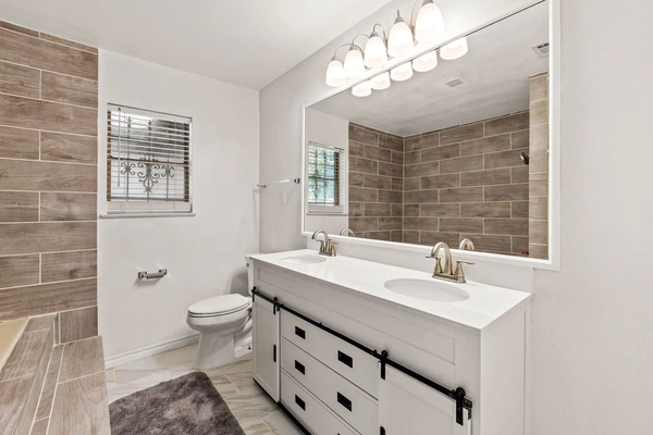 Coliving in Wolf Creek - Sw Dallas, Dallas