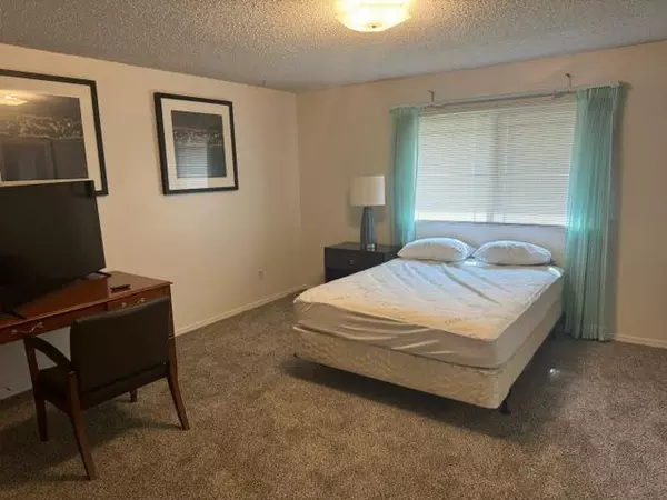 Coliving in Bluff Creek - NW OKC, Oklahoma City