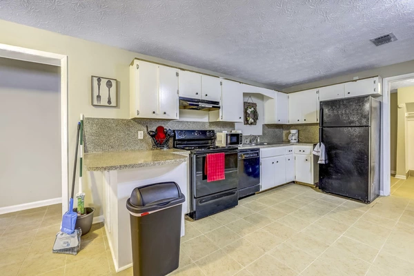 Coliving in Highlands - Northside, Jacksonville