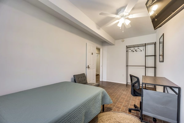 Coliving in Oak Cliff - Sw Dallas, Dallas