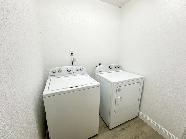 Coliving in Forest Hills Tampa - North Tampa, Tampa