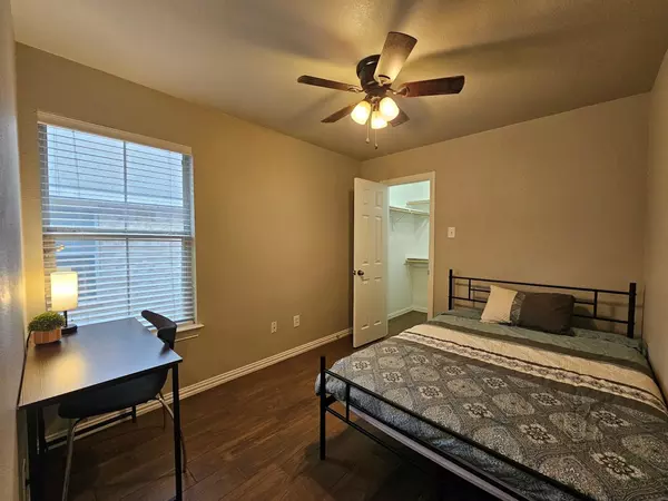 Coliving in Central Arlington - Arlington, Dallas