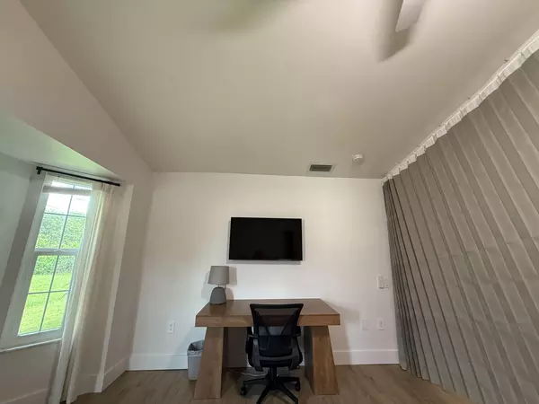 Coliving in Port Charlotte - North Port, Sarasota