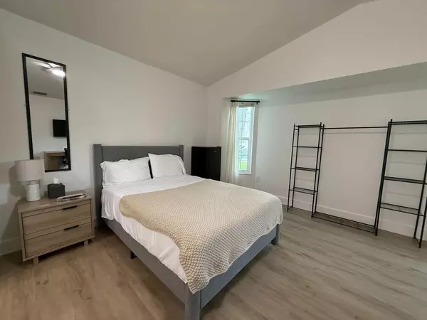 Coliving in Port Charlotte - North Port, Sarasota