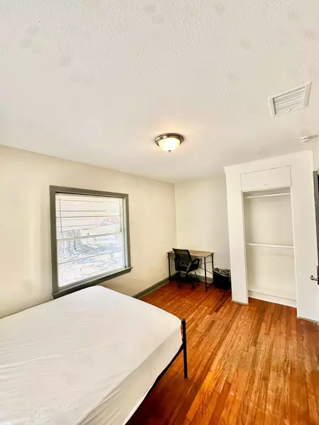 Coliving in Seminole Heights - North Tampa, Tampa