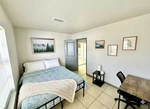 Coliving in Seminole Heights - North Tampa, Tampa