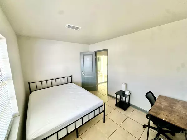 Coliving in Seminole Heights - North Tampa, Tampa