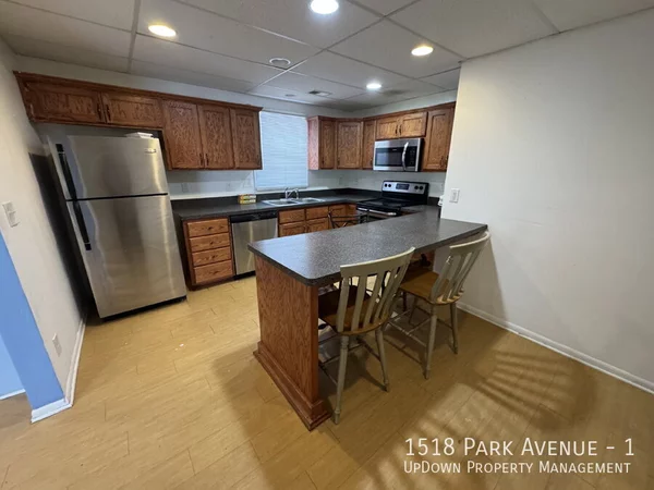 3 bedrooms apartment for rent in Elliot Park - Central Minneapolis, Minneapolis