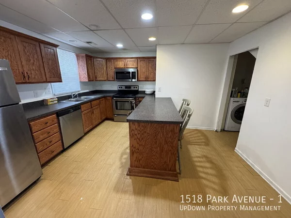 3 bedrooms apartment for rent in Elliot Park - Central Minneapolis, Minneapolis