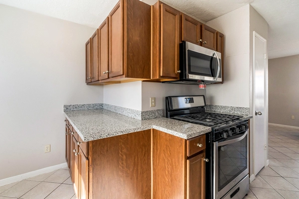 Coliving in Fondren Gardens - Sw Houston, Houston