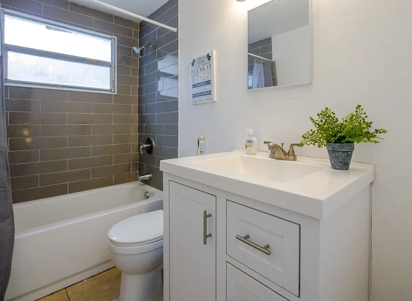 Coliving in East Lake-Orient Park - East Tampa, Tampa