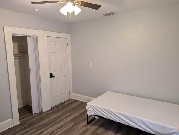 Coliving in Kenwood - Clearwater-St. Petersburg, Tampa