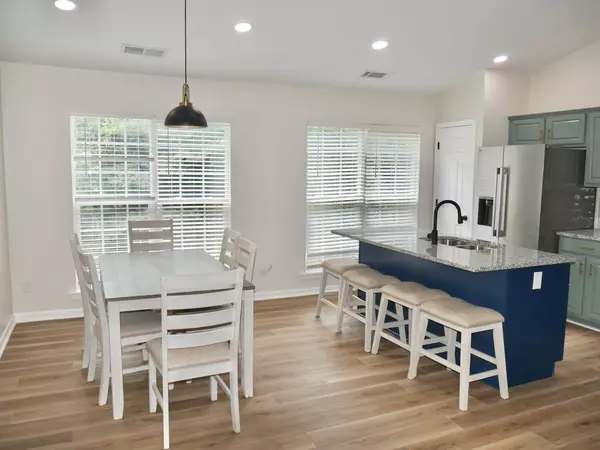 Coliving in College Downs - North Charlotte, Charlotte