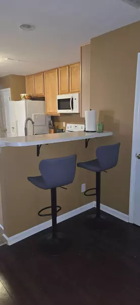 Coliving in Wakefield - Outer Triangle, Raleigh