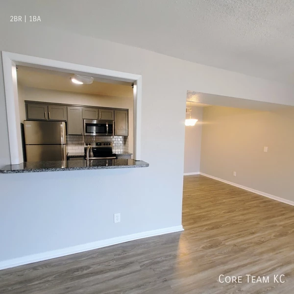 2 bedrooms apartment for rent in Midtown-Westport - KCMO, Kansas City