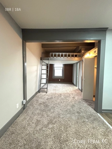 Studio Apartment for rent in Midtown-Westport - KCMO, Kansas City