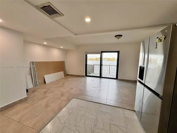 3 bedrooms apartment for rent in Sweetwater - Miami Dade, Miami