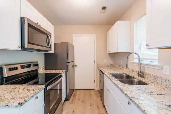 2 bedrooms apartment for rent in Renaissance Park - South Raleigh, Raleigh