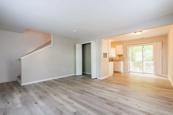 2 bedrooms apartment for rent in Renaissance Park - South Raleigh, Raleigh