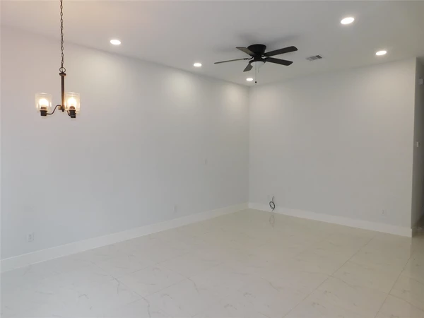 3 bedrooms apartment for rent in Trinity / Houston Gardens - Ne Houston, Houston