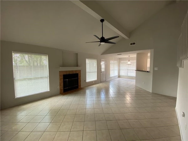 3 bedrooms apartment for rent in Manor - East Austin, Austin