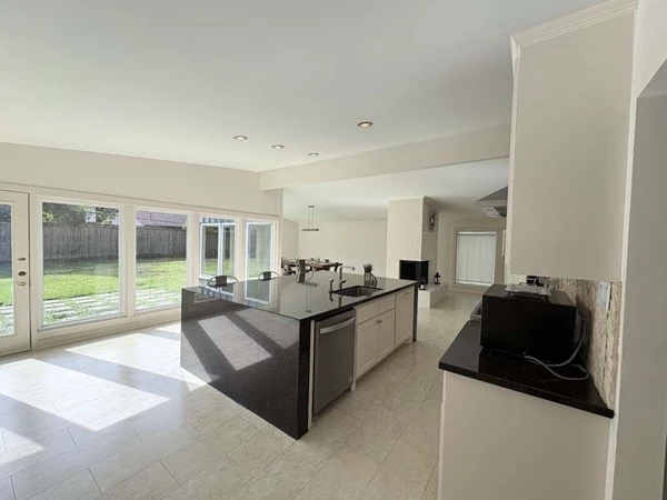 4 bedrooms apartment for rent in Willowbend - Sw Houston, Houston