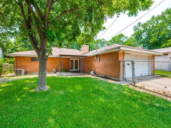 3 bedrooms apartment for rent in Wolf Creek - Sw Dallas, Dallas