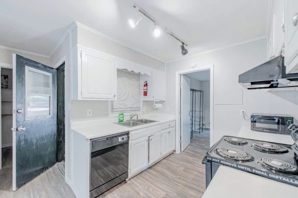 Coliving in Peyton Forest - West Atl, Atlanta