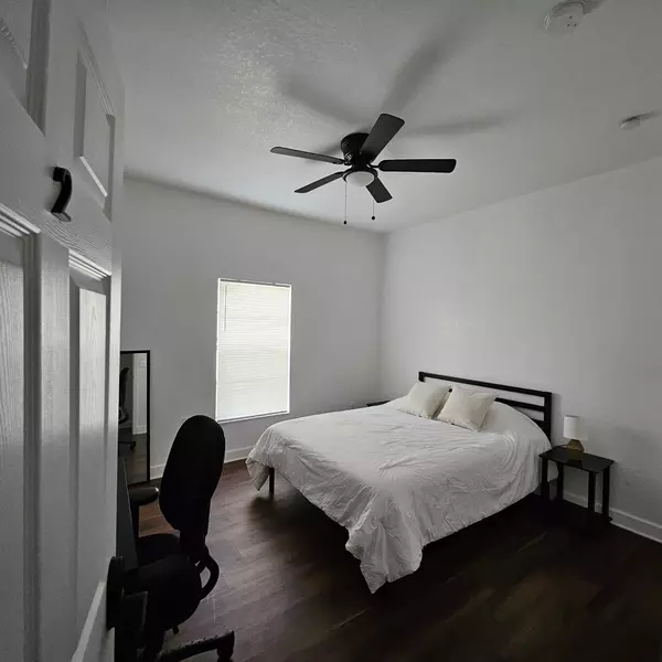 Coliving in Holden Heights - Central Orlando, Orlando