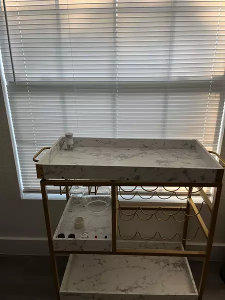 Coliving in Live Oaks Square - East Tampa, Tampa