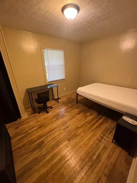 Coliving in Eagledale - West Indy, Indianapolis