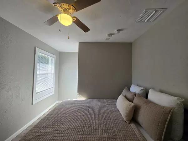 Coliving in Daytona Beach - Outer Orlando, Orlando